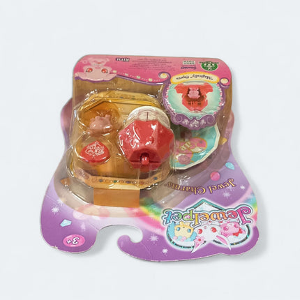 Jewelpet Riru Pig – 3/4" Magnetic Case Figure (MOC, 2010) (New)