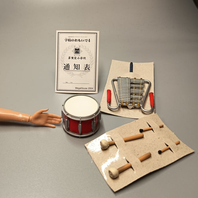 Xylophone & Drum 2" Miniatures – Dollhouse Music Lesson Instruments (Pre-Owned)
