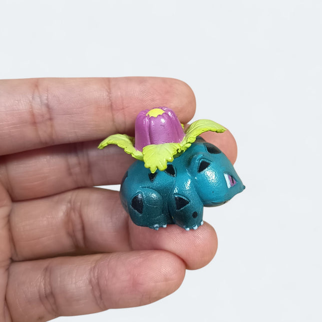 Vintage TOMY Pokemon Ivysaur 1" Mini Figure – CGTSJ (Pre-Owned)