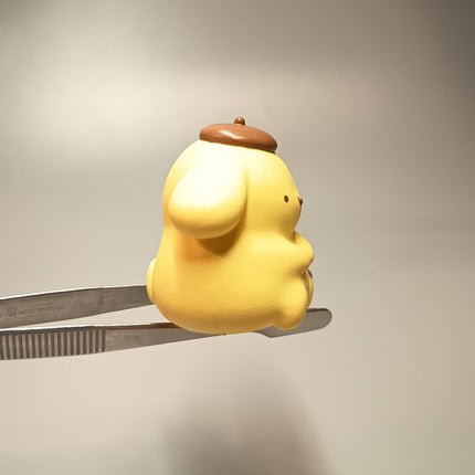 Sanrio Pompompurin Sitting & Waiting for You – 1.5" Figure (Pre-Owned)