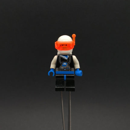 LEGO Minifigure Male Ice Planet Astronaut with Airtank – Loose sp018 (Pre-Owned)