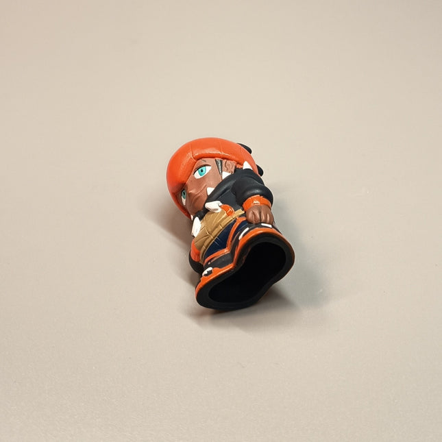 Pokemon Raihan Finger Puppet 2" Mini Figure – Catch Them All 2021 (Bandai, Pre-Owned)