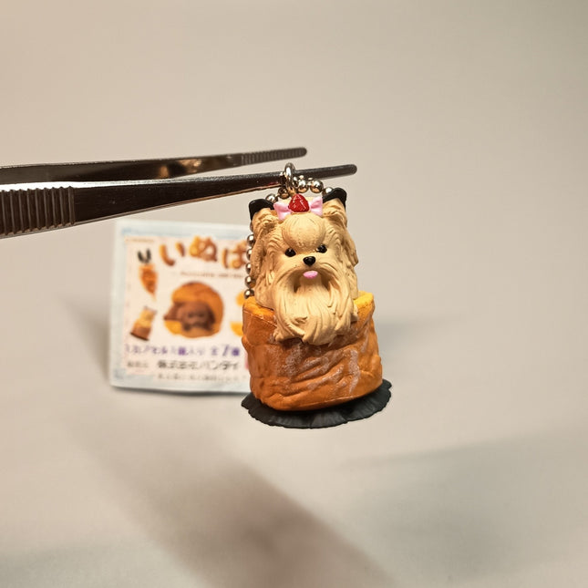 Miniature Yorkshire Terrier Puppy Bread 1.5" Keychain Charm – Dollhouse Toy (Pre-Owned)
