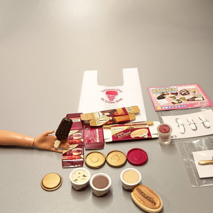 MegaHouse Ice Cream Shop #6 Luxury Ice Cream Bar – 2006 Miniature (Pre-Owned)
