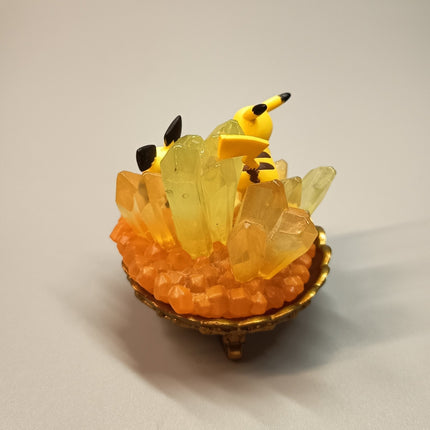 Re-ment Pokemon Gemstone Collection Pikachu Pichu 2.5" Figurine – (Pre-Owned)