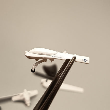 Furuta Miniature Military Aircraft RQ-1 PREDATOR Unmanned USAF Mini Plane Model