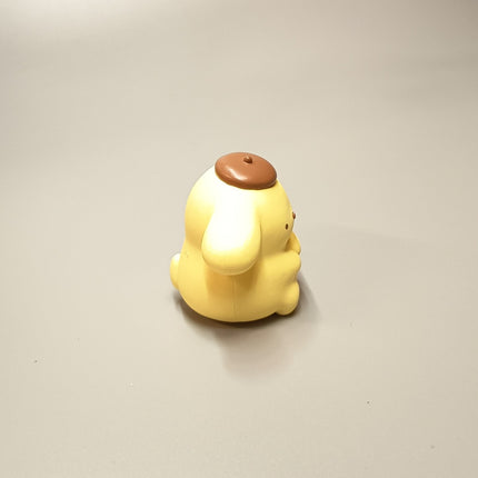 Sanrio Pompompurin Sitting & Waiting for You – 1.5" Figure (Pre-Owned)