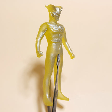 Ultraman Zero Gold 5.5" Mini Figure – Ultra Hero Vinyl PVC (Pre-Owned)