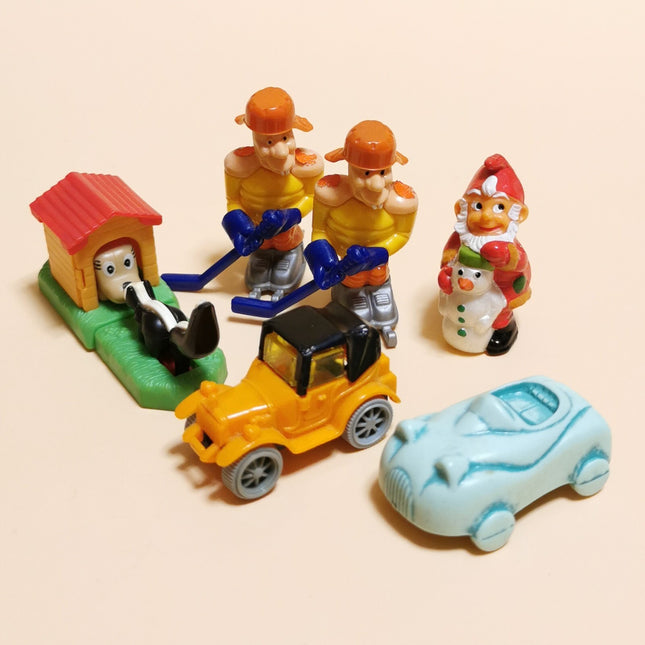 Kinder Surprise Toy Lot of 6 Assorted – 1.5" Mini Figures (Pre-Owned)