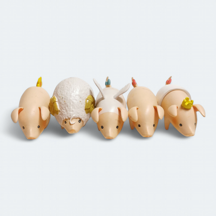 Capcom Monster Hunter POOGIE PIG PUGEE White Outfit 2.5" Figure Toy Lot of 5