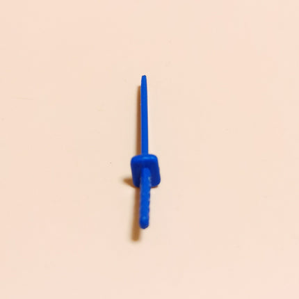 GI Joe Ryu V1 Short Sword Blue – Weapon Part (Hasbro 1993, Pre-Owned)