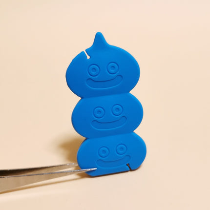 Square Enix Dragon Quest Blue Slime – 2.5" Cord Organizer Keeper (Pre-Owned)