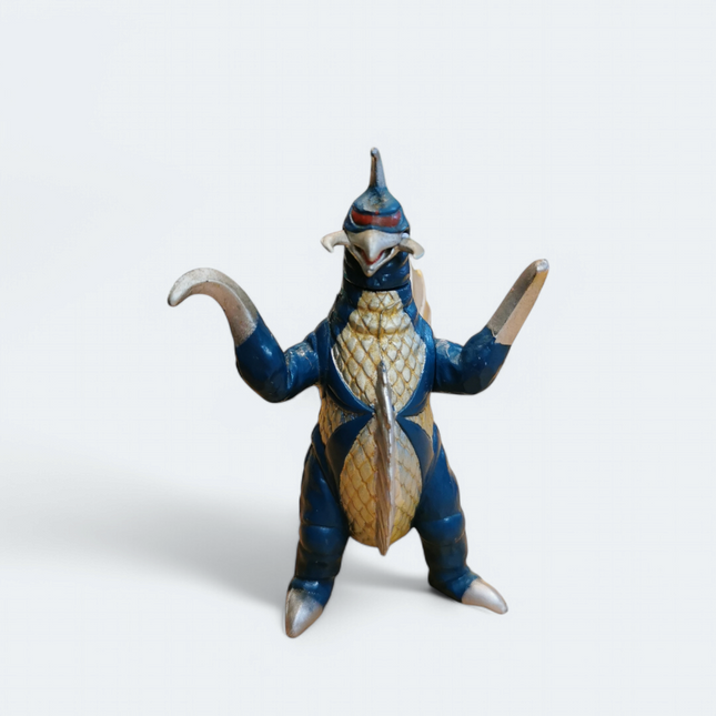 Bandai Godzilla KAIJU GIGAN 2.5" Mini Figure ULTRA MONSTER Toy Miniature 1998