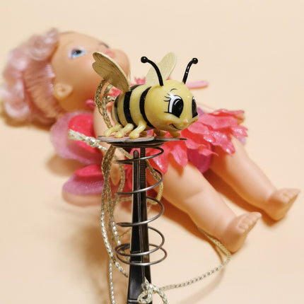 MGA Entertainment 2004 Flower Fairies 7" Rose Doll with Pet Bee Comb (Pre-Owned)
