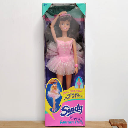 Hasbro Sindy Ballerina Pirouette – Danseuse Etoile 1995 (Pre-Owned)