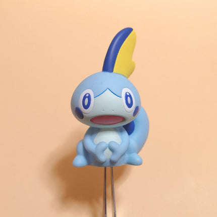 TOMY Pokemon Sobble Funifuni PVC 2.5" Mini Figure – Gashapon (Pre-Owned)