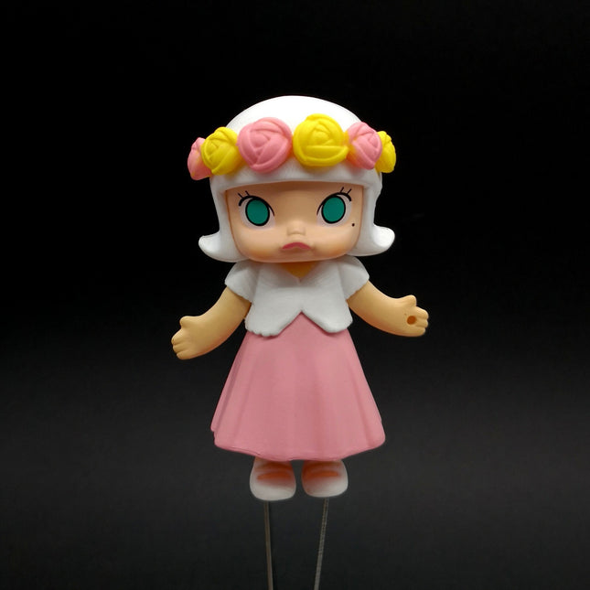 Molly Wedding Flower Girl with Rose Crown – 3" Cake Topper (Pre-Owned)