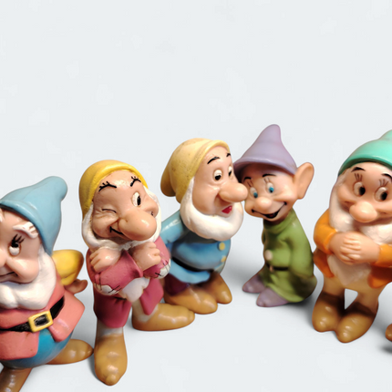Disney Seven Dwarfs – 2" Figure Lot of 7 (Pre-Owned)