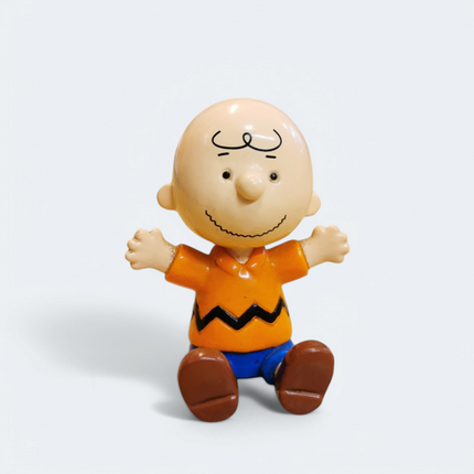 Peanuts Charlie Brown Sitting – 1.25" Charm Mini Figure (Pre-Owned)