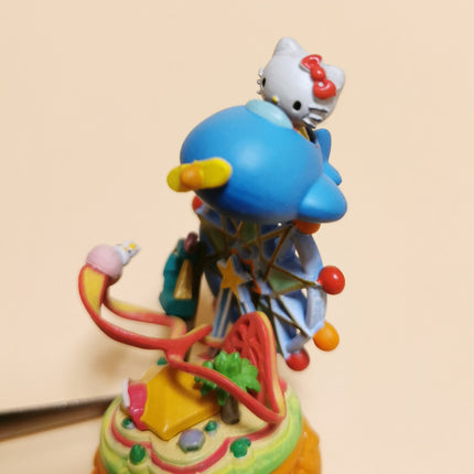 Sanrio Carnival Hello Kitty – 3" Dream Party Figure (Pre-Owned)