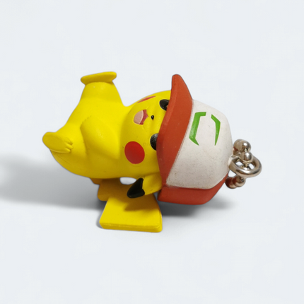 Pokemon Pikachu with Ash's Hat 1.5" Keychain – Charm (Bandai 2017, Pre-Owned)