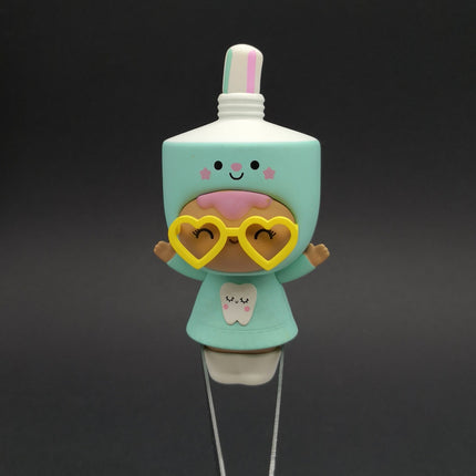 Pop Mart x Momiji Dazzle Toothpaste & Tooth – 3" Vinyl (Pre-Owned)