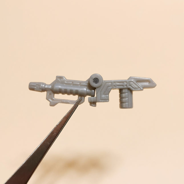 Transformers Deluxe Class RIFLE WEAPON PART for SILVERSTREAK Replacement 2008