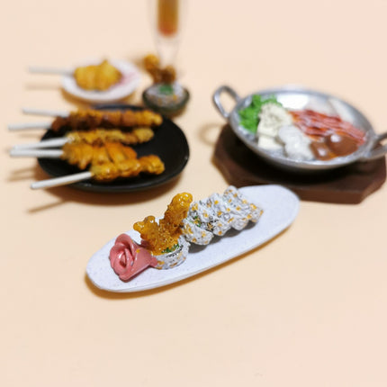 Miniature Japanese Food Set – Sushi Roll, Skewer & Sukiyaki (Pre-Owned)