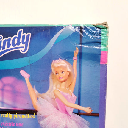 Hasbro Sindy Ballerina Pirouette – Danseuse Etoile 1995 (Pre-Owned)
