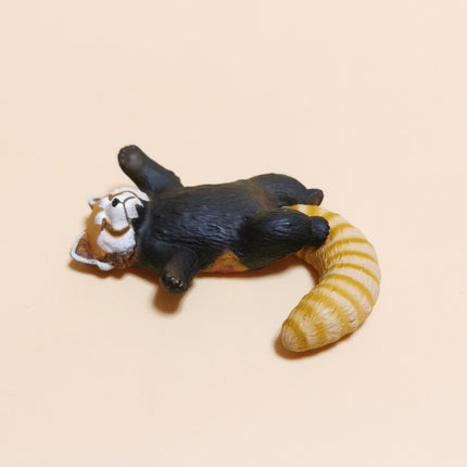 Red Panda Sleeping 2" Mini Figure – Panda’s Ana Series (Pre-Owned)