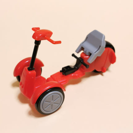 1/18 Scale Red Scooter Wheel Toy 3-in-1 – Dollhouse Diorama (Pre-Owned)