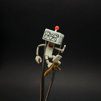 Dokodemo Issyo Robot R Suzuki on Skateboard – 2" Mini Figure (Pre-Owned)