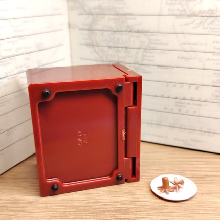 Re-Ment Miniature Red Oven 2" with Snack – Let’s Cook Series (Pre-Owned)