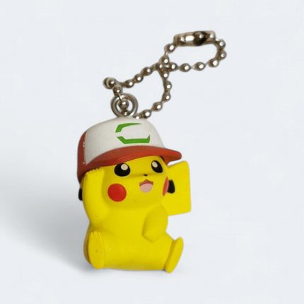Pokemon Pikachu with Ash's Hat 1.5" Keychain – Charm (Bandai 2017, Pre-Owned)