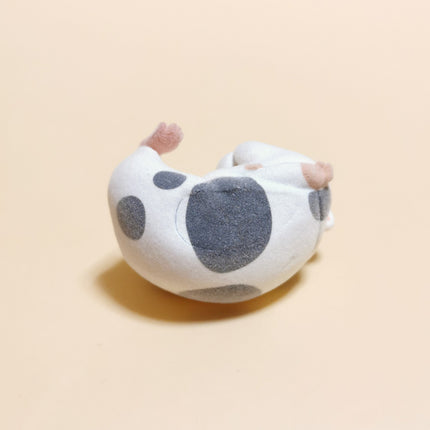 Chubby Spotty Hamster 1.75" Flocked Mini Figure – Dollhouse Pet (Pre-Owned)