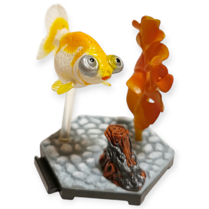 Fish Encyclopedia CELESTIAL EYE GOLDFISH 2" Mini Figure Aquarium Diorama Japan