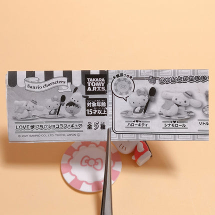Sanrio Hello Kitty Posing with Spoon – Love Strawberry Chocolate (2021) (Pre-Owned)