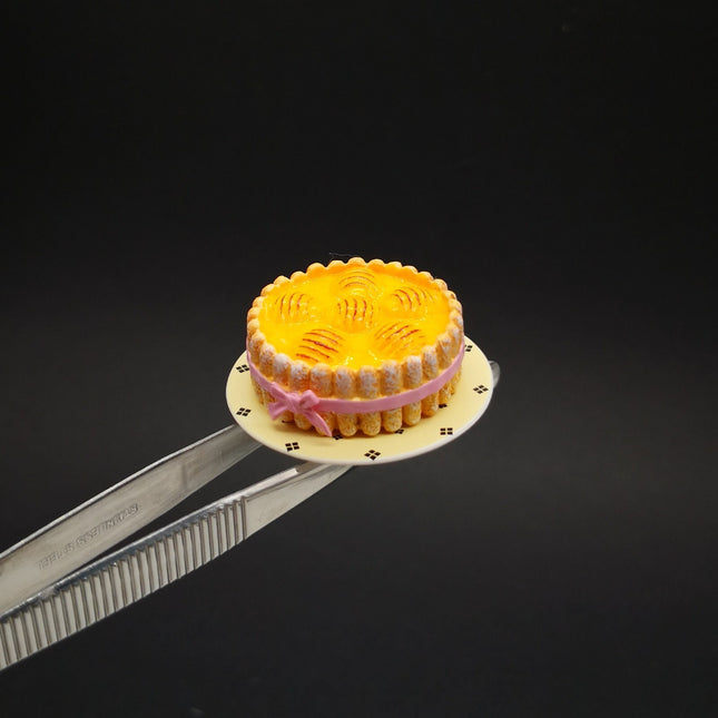 Re-Ment Miniature Charlotte aux Poires Cake – Rare Pastry Dessert (Pre-Owned)