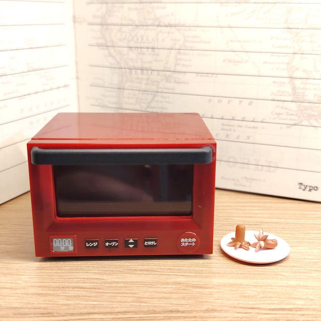 Re-Ment Miniature Red Oven 2" with Snack – Let’s Cook Series (Pre-Owned)