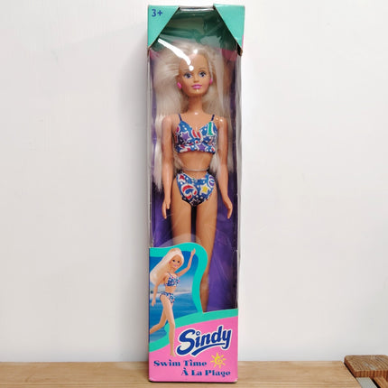 Hasbro Sindy Swim Time A La Plage – 1995 Sealed Doll (Pre-Owned)