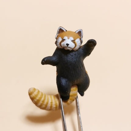 Red Panda Sleeping 2" Mini Figure – Panda’s Ana Series (Pre-Owned)