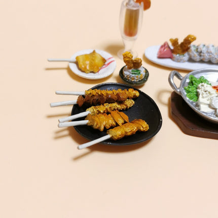 Miniature Japanese Food Set – Sushi Roll, Skewer & Sukiyaki (Pre-Owned)