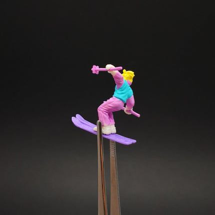 Toy Miniature Skiing Lady in Pink 1" Figure – Dollhouse / Railroad Model (Pre-Owned)