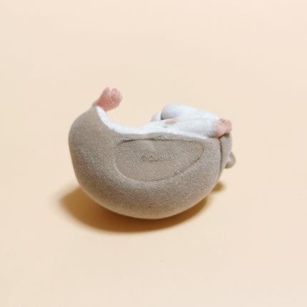 Light Gray Chubby Hamster 1.75" Flocked Mini Figure – Dollhouse Pet (Pre-Owned)
