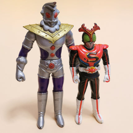Ultraman King & Kamen Rider Stronger – 5" & 4" PVC Figure Lot of 2 (Pre-Owned)