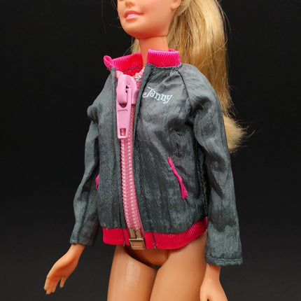 1/6 Scale Gray Windbreaker Jacket – Takara for Jenny (Pre-Owned)