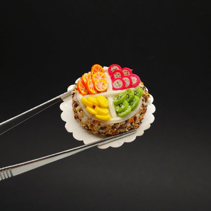 Handmade Cream Kiwi Fruit Cake 1.5" Miniature – Dollhouse Food (Pre-Owned)