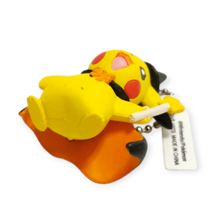 Pokemon Pikachu in Halloween Outfit 1.5" Mini Figure – Keychain Japan (Pre-Owned)