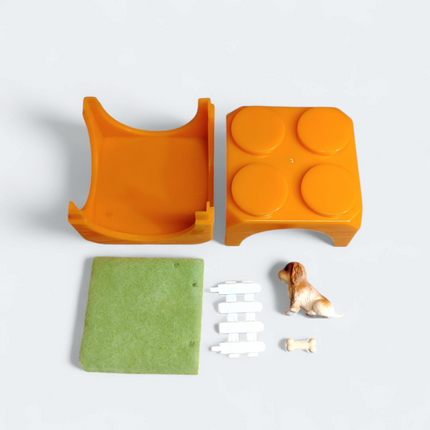 Orange Cube with Puppy on Lawn 2" Mini Figure – Dollhouse Dog (Pre-Owned)
