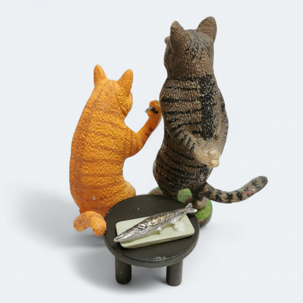 Cat's Life Kitty Eating Meal 2" Miniature Figure – Dollhouse Toy Japan (Pre-Owned)